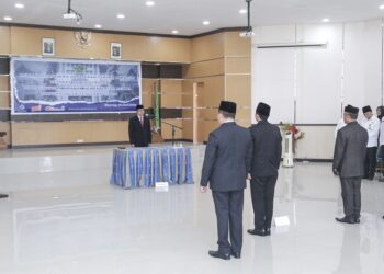 Lantik Dua Pejabat di Lingkup Kanwil Kemenag NTT, Kakanwil Minta Lakukan Pembenahan dan Pemantapan Organisasi